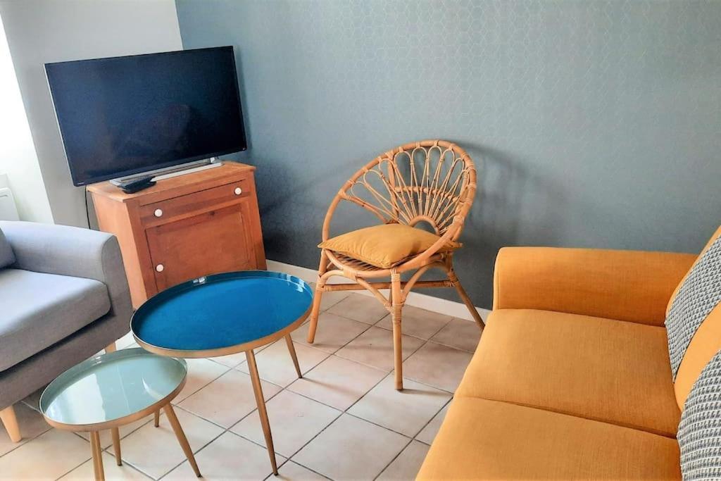 Maison De Pecheur Renovee Avec Cour Proche Du Port Ле-Сабль-д’Олон Экстерьер фото